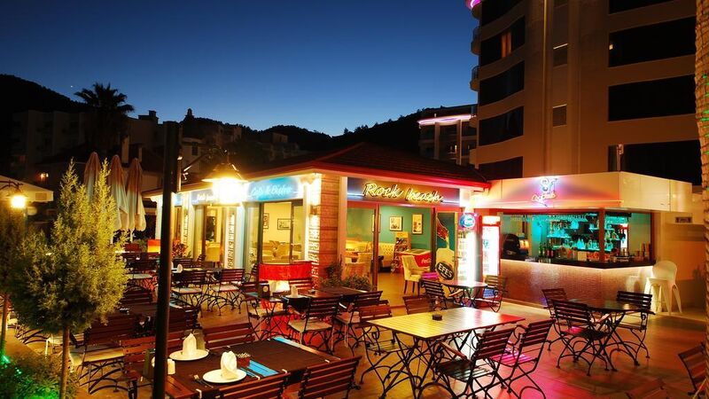 GOLDEN ROCK HOTEL