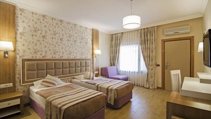 KUŞTUR CLUB HOLİDAY VİLLAGE