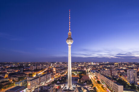 İzmir Çıkışlı Berlin - Prag - Viyana Turu 10 - 14 Kasım